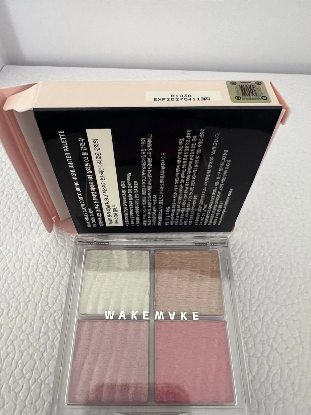 Wakemake Glow Contouring Highlighter Palette – 02 Cool Glow